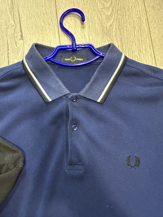 Продаю 2 поло від fred perry стан 10/10
