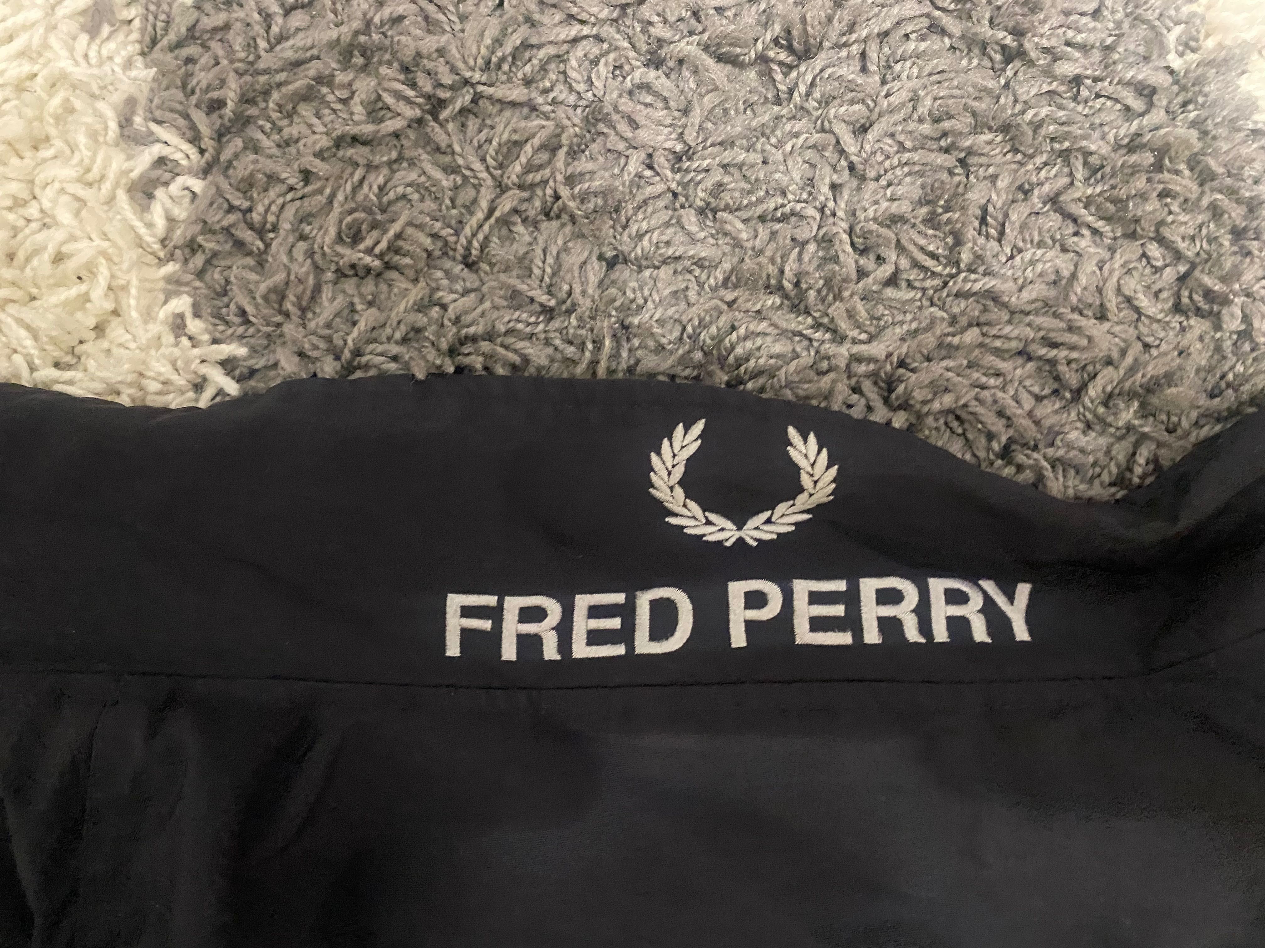 Бомбер Fred Perry