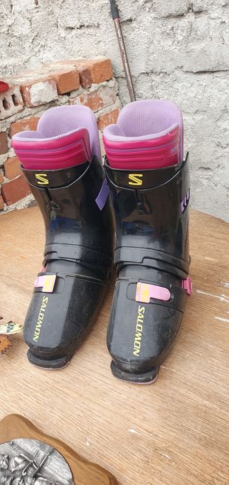 Buty do nart różowe