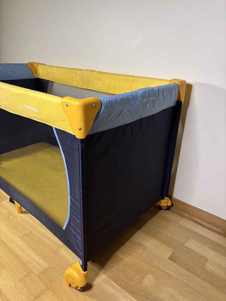 Cama de Viagem para Bebé Hauck com Colchão