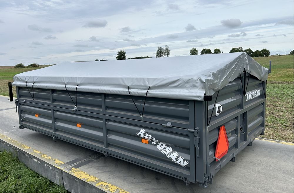Zabudowa przyczepy Autosan D47