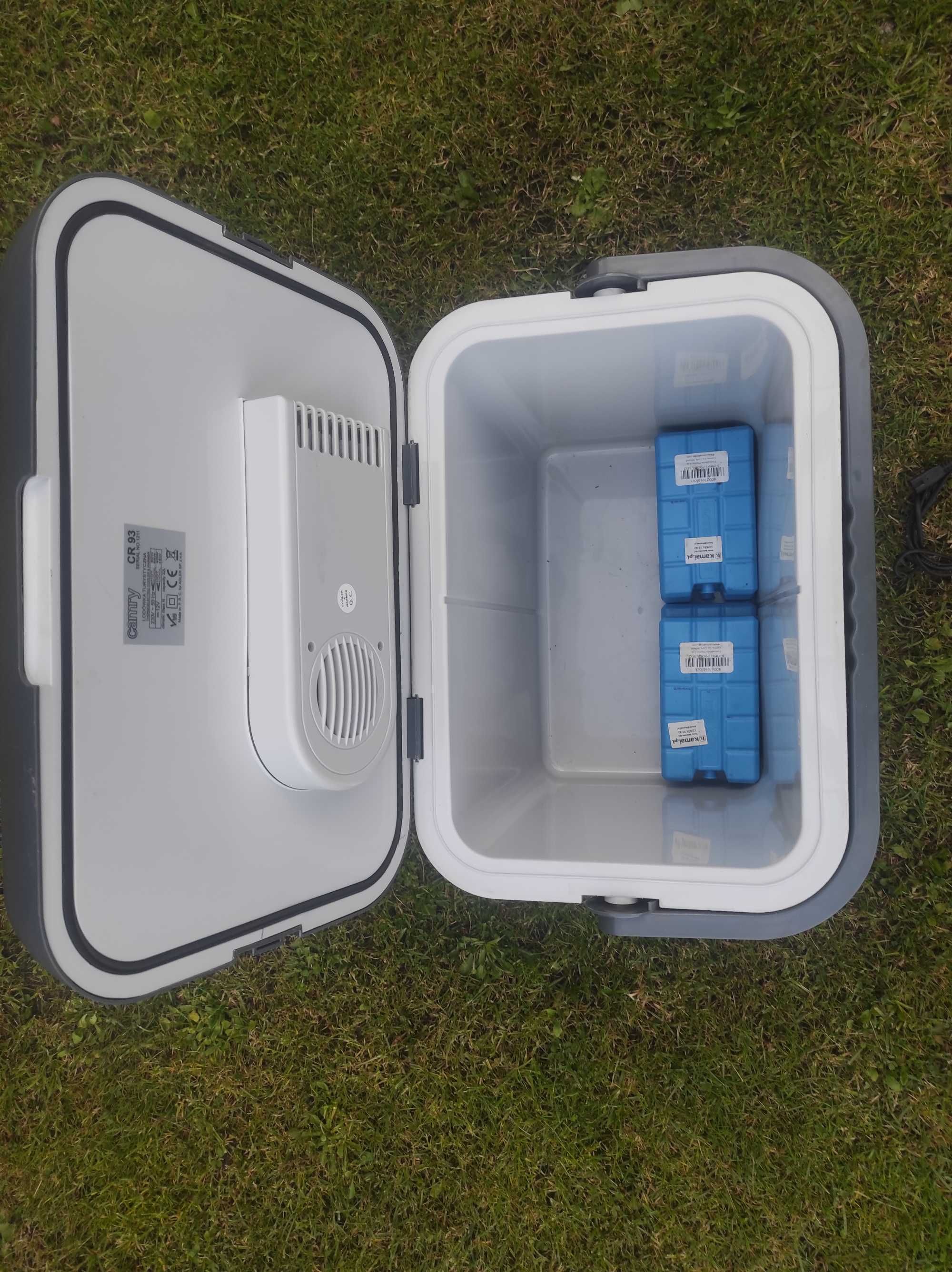 Lodówka turystyczna 12/230 V. Camry 30 Litrów . Coolbox