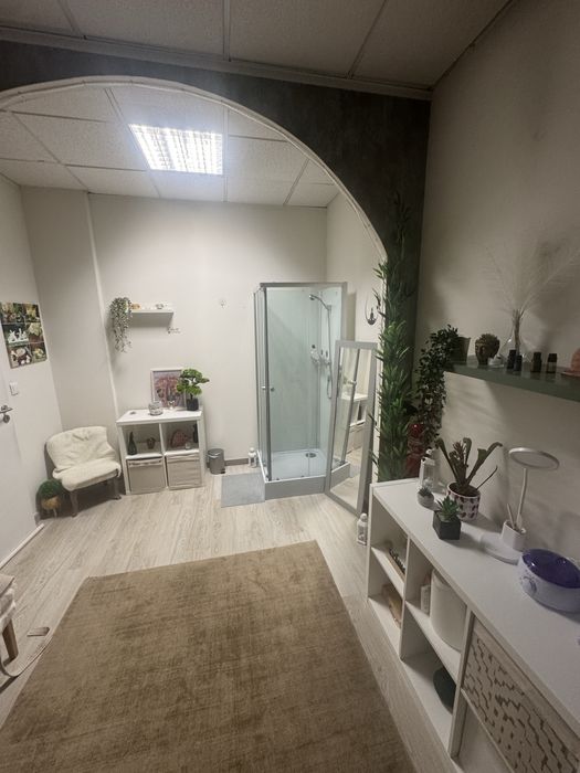 Gabinete lindo de Estetica