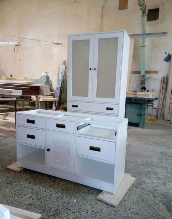 Меблі, ліжка на замовлення