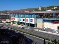 1 Quarto  p/ Rapariga - Junto ao Serra Shopping