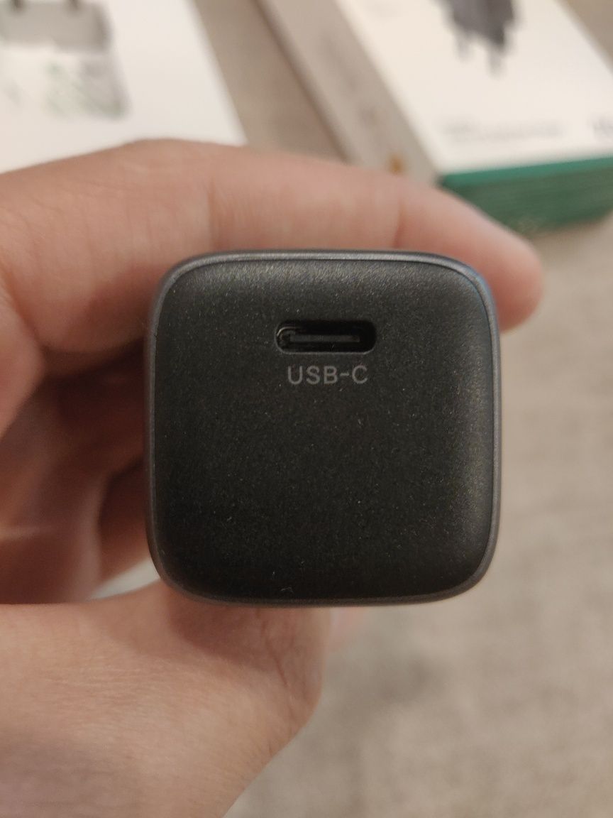 Швидка GaN зарядка для Iphone 12 13 14 15 Ugreen 20W