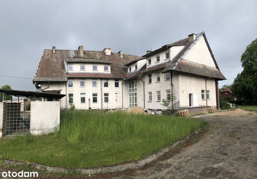 Brok | budynek 1700 m² + 4 garaże | 3 wjazdy | idealne pod dom opieki