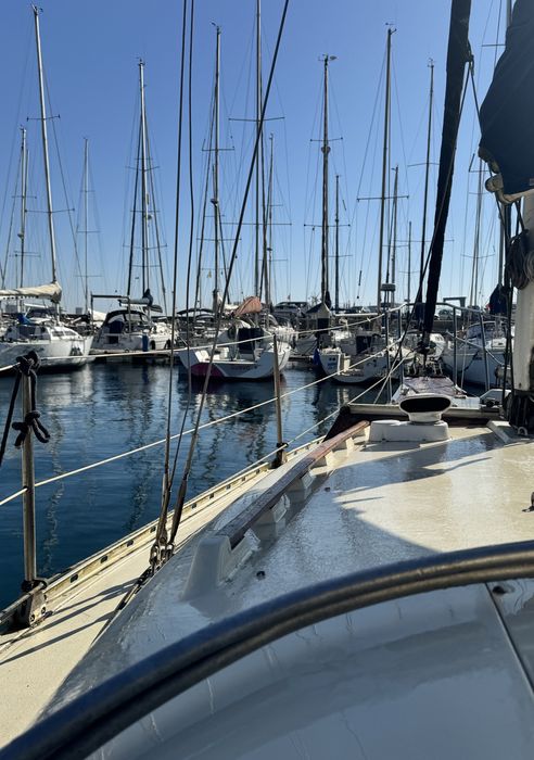 Vendo veleiro com lugar de Marina