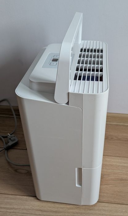 Осушувач повітря Comfee MDDN-12DEN7