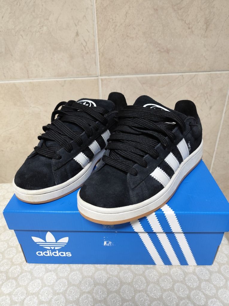 Sapatilhas adidas campus