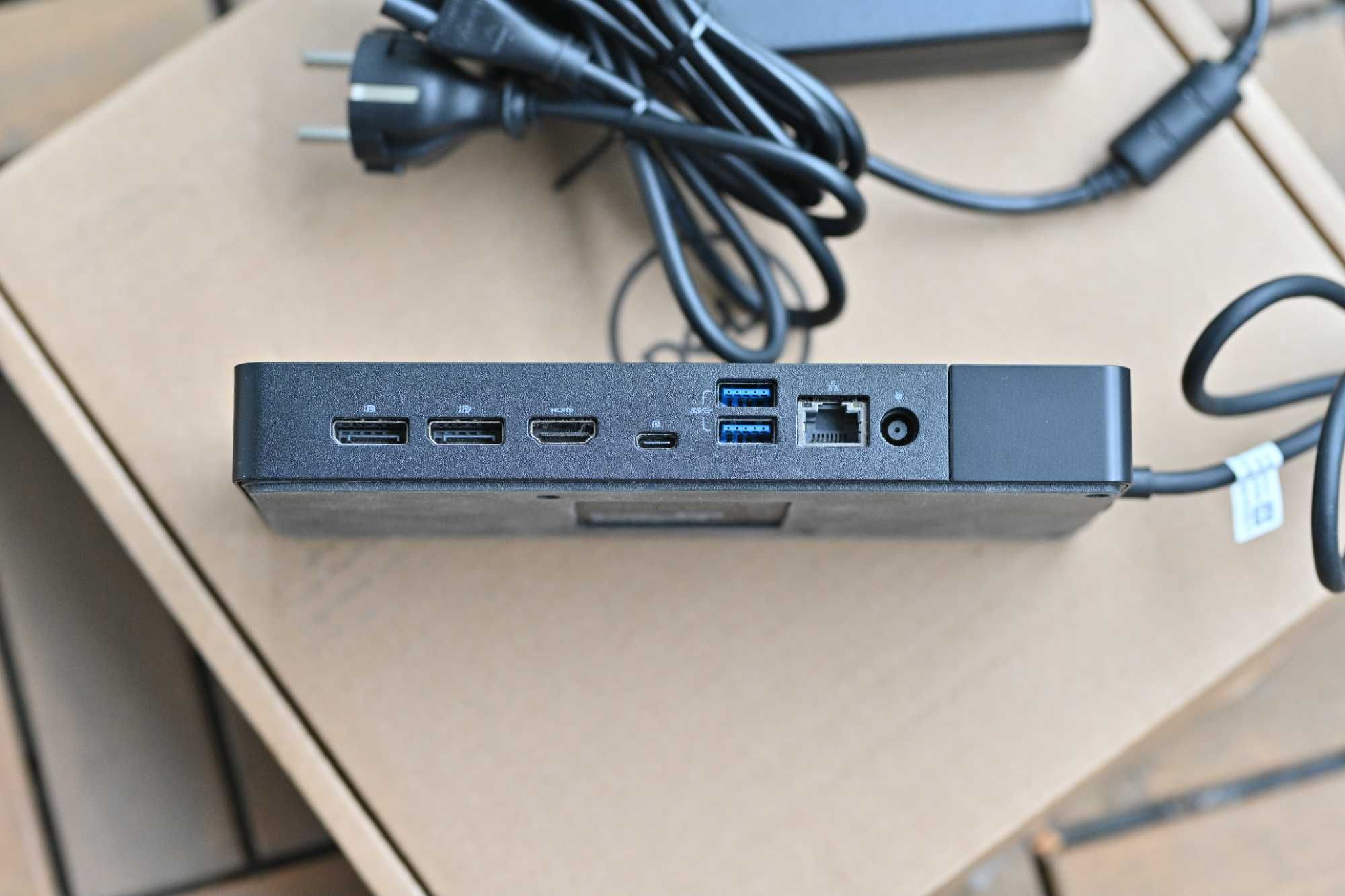 Stacja dokująca Dell Docking Station WD19S USB‑C 180W