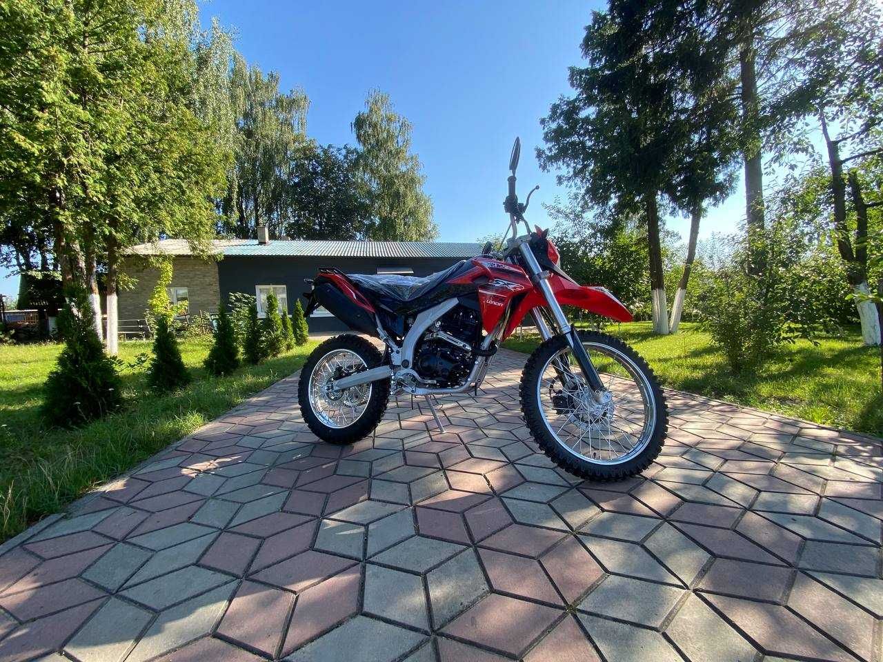 Мотоцикл LONCIN LX250GY-3 SX2