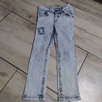 Spodnie jeansowe dla chłopca 110