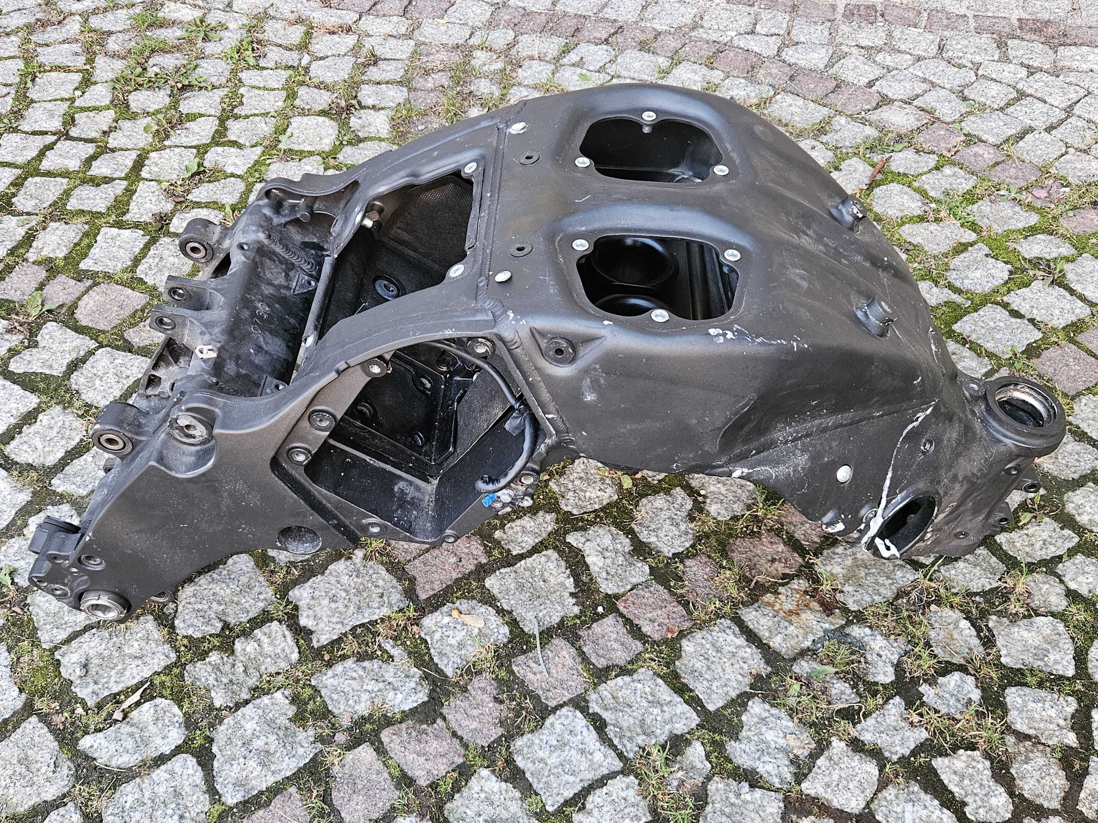 Rama + dokumentacja dokumenty papiery Kawasaki GTR 1400 rok 07-09