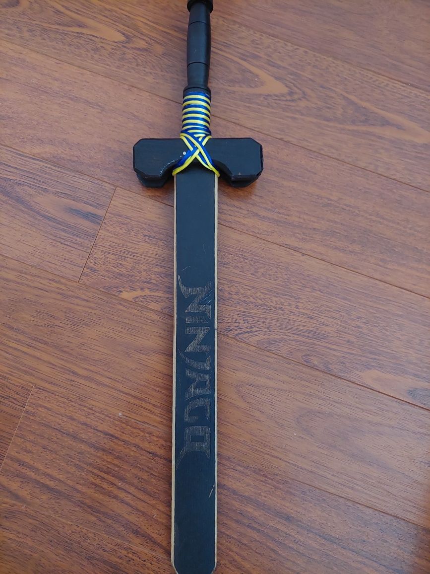 Дерев'яний меч, зброя