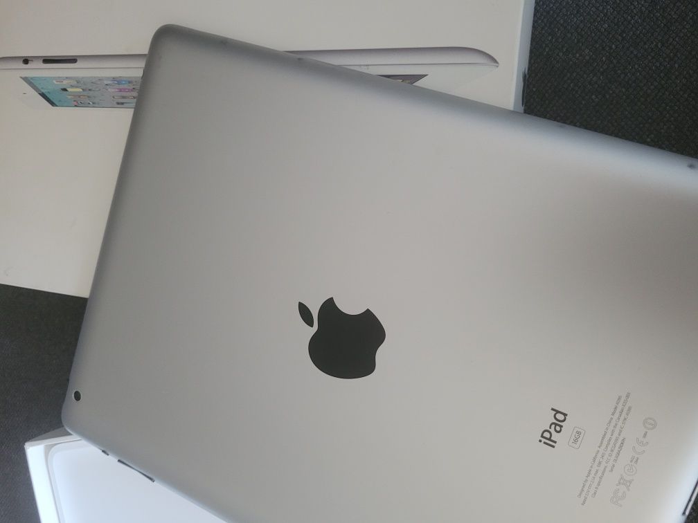 iPad 2 wi-fi 16 GB