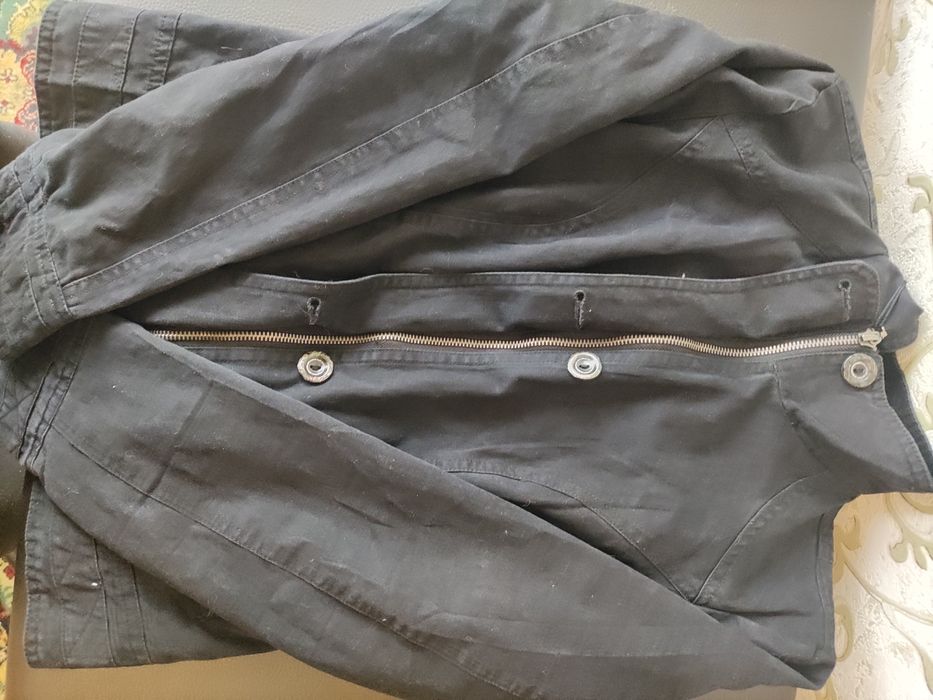 Піджак джинсовий жіночий розмір М з бірками