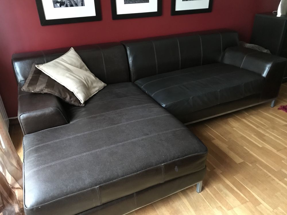 Sofa em pele castanho Ikea