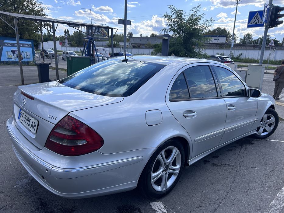 Продам mercedes e-class 3.2 cdi