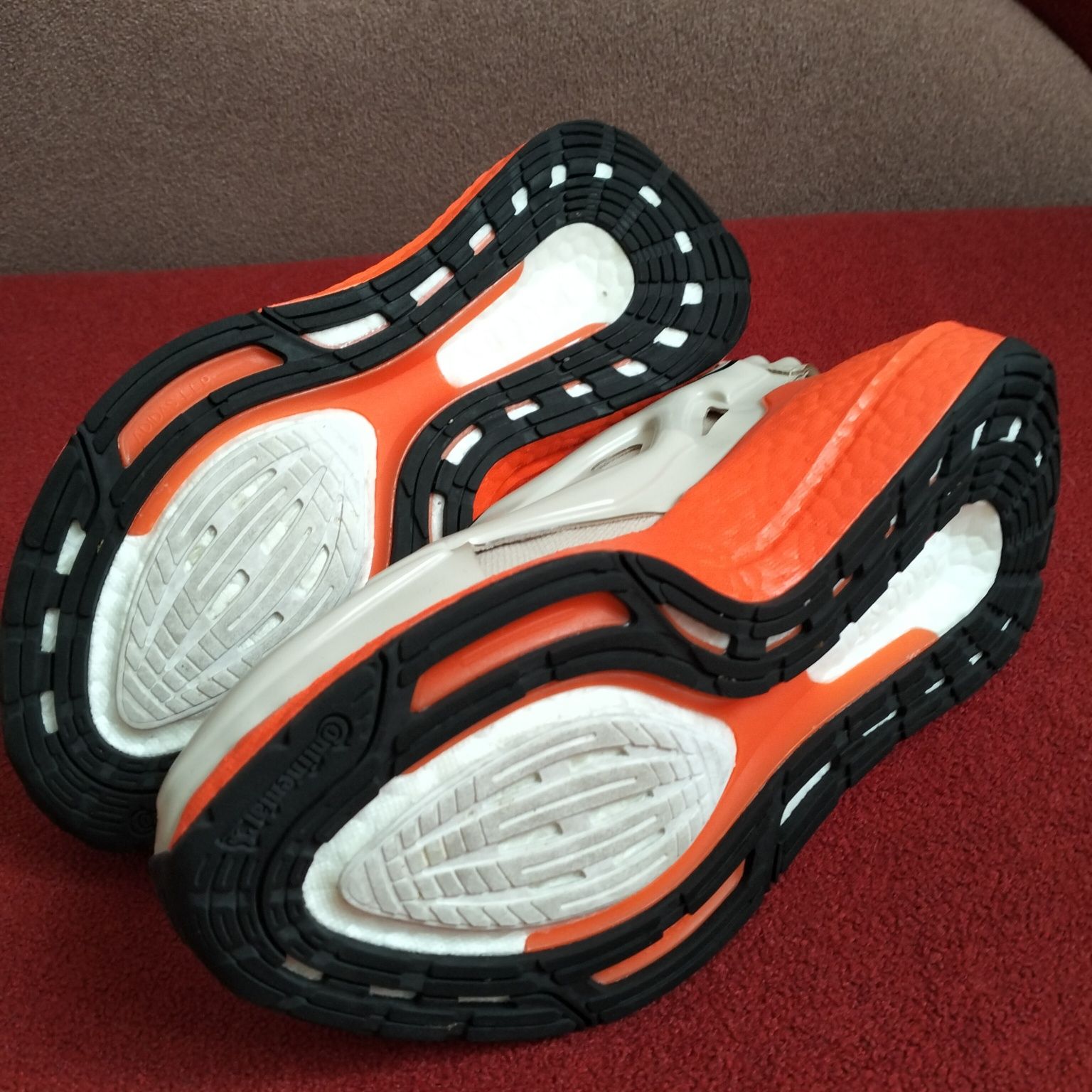 Кросівки для бігу adidas
