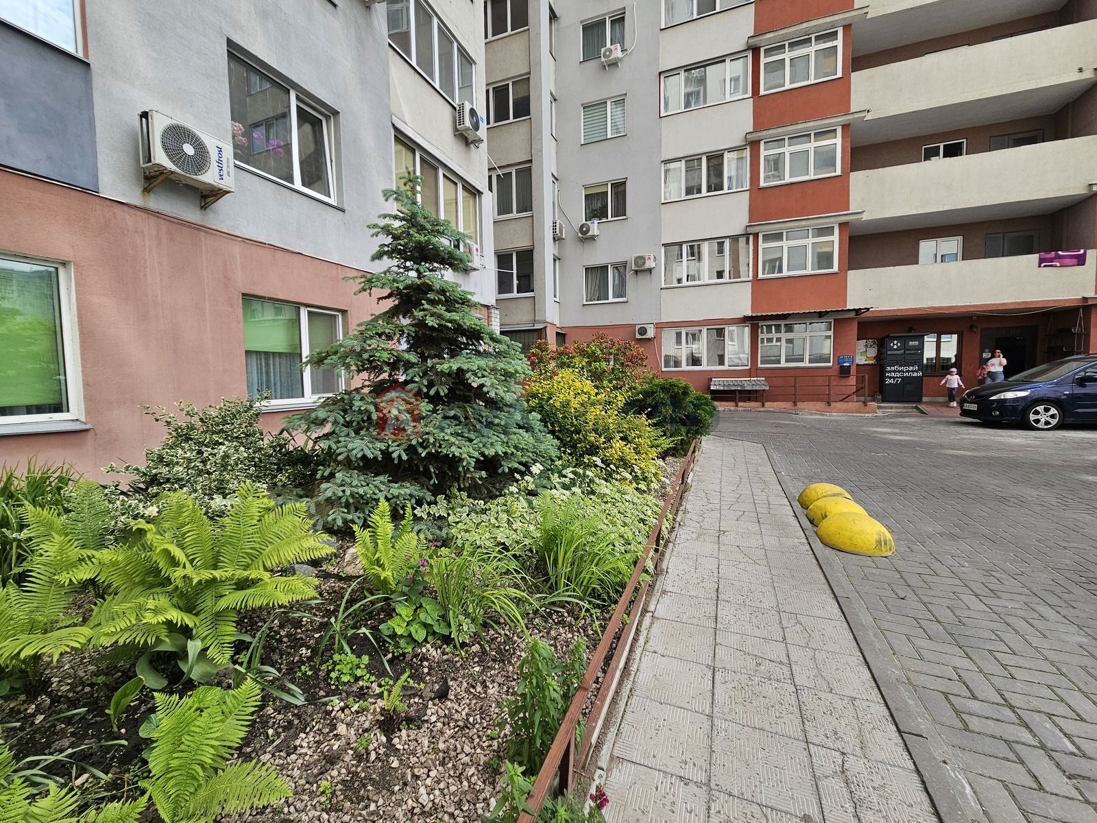 Продаж квартири р-н Казбет