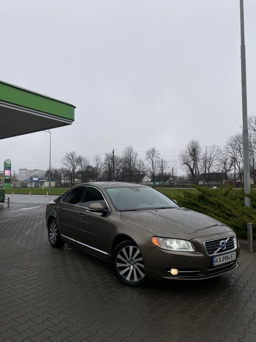 Продам Volvo s80 2012 1.6D АВТОМАТ