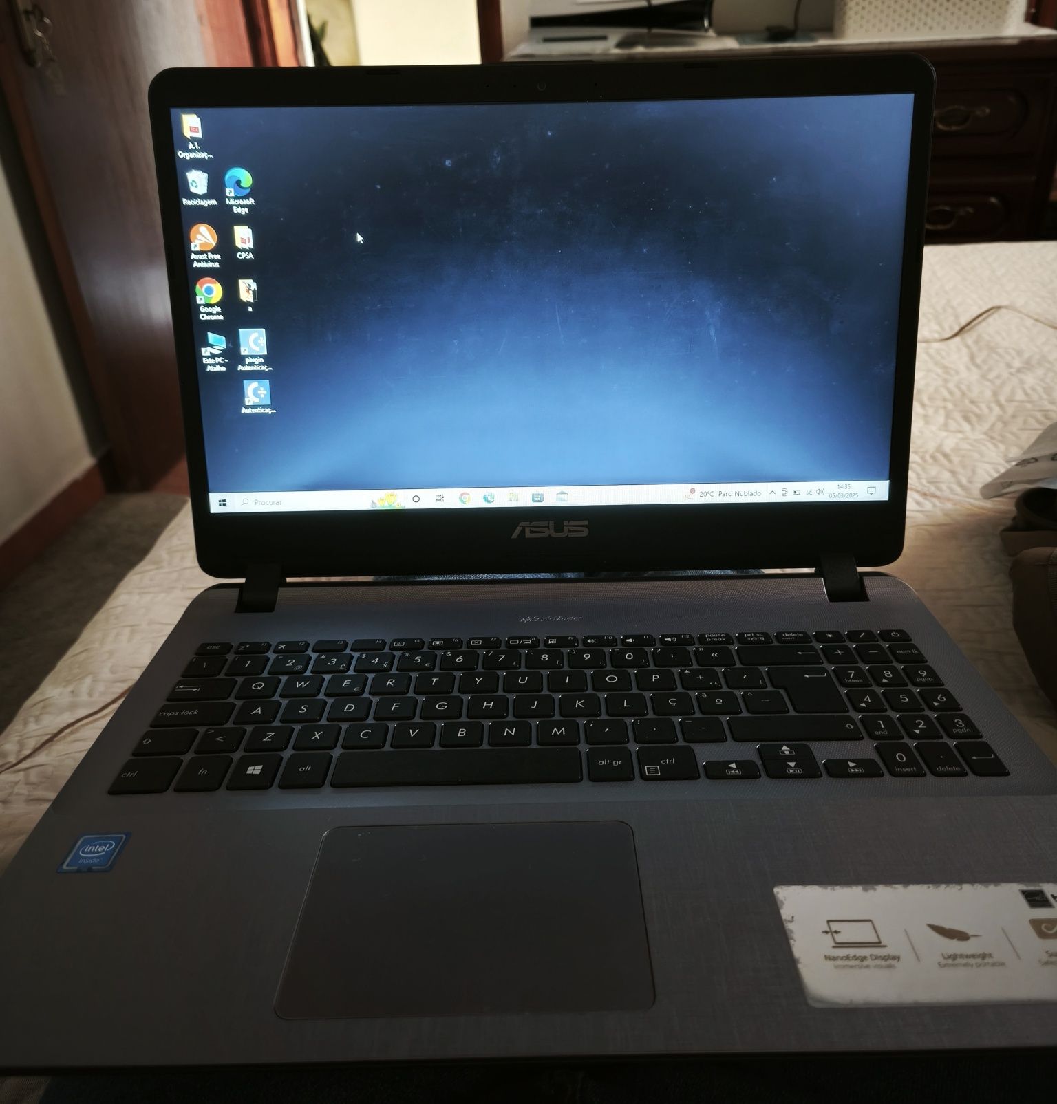 Portatil ASUS F507M
