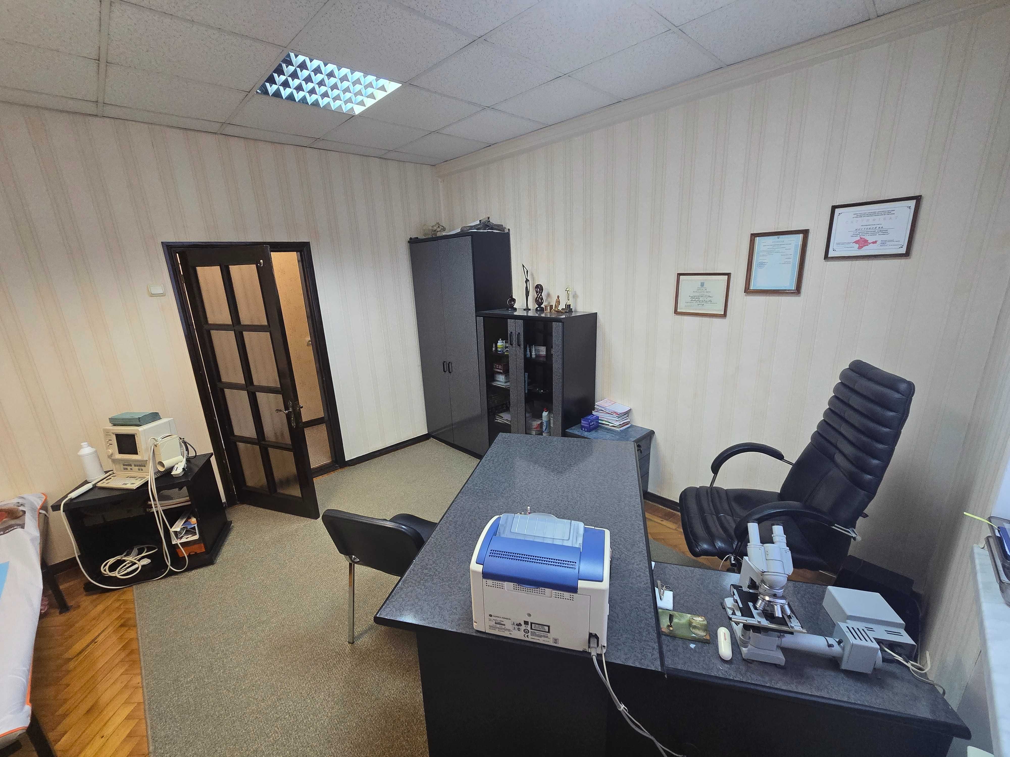 Оренда приміщення Центр вул Захисників Миколаєва / пр Центральний