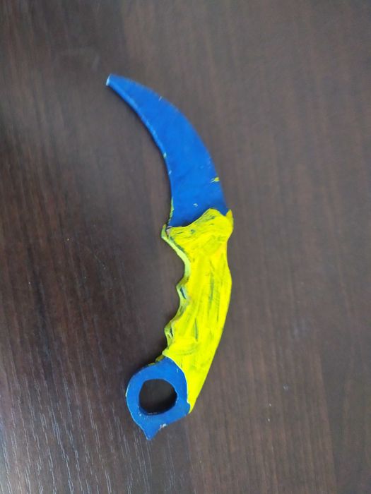 Деревяні вироби,ножі,пистолети