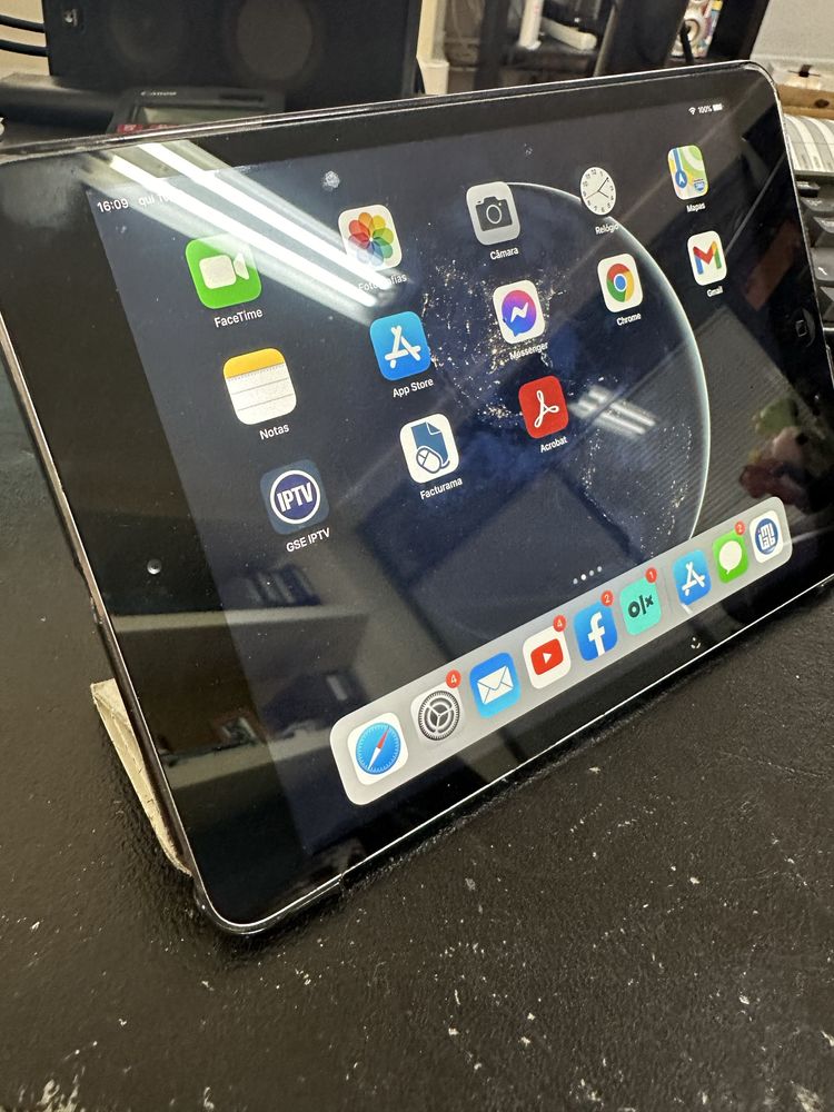 iPad mini 2 com capa