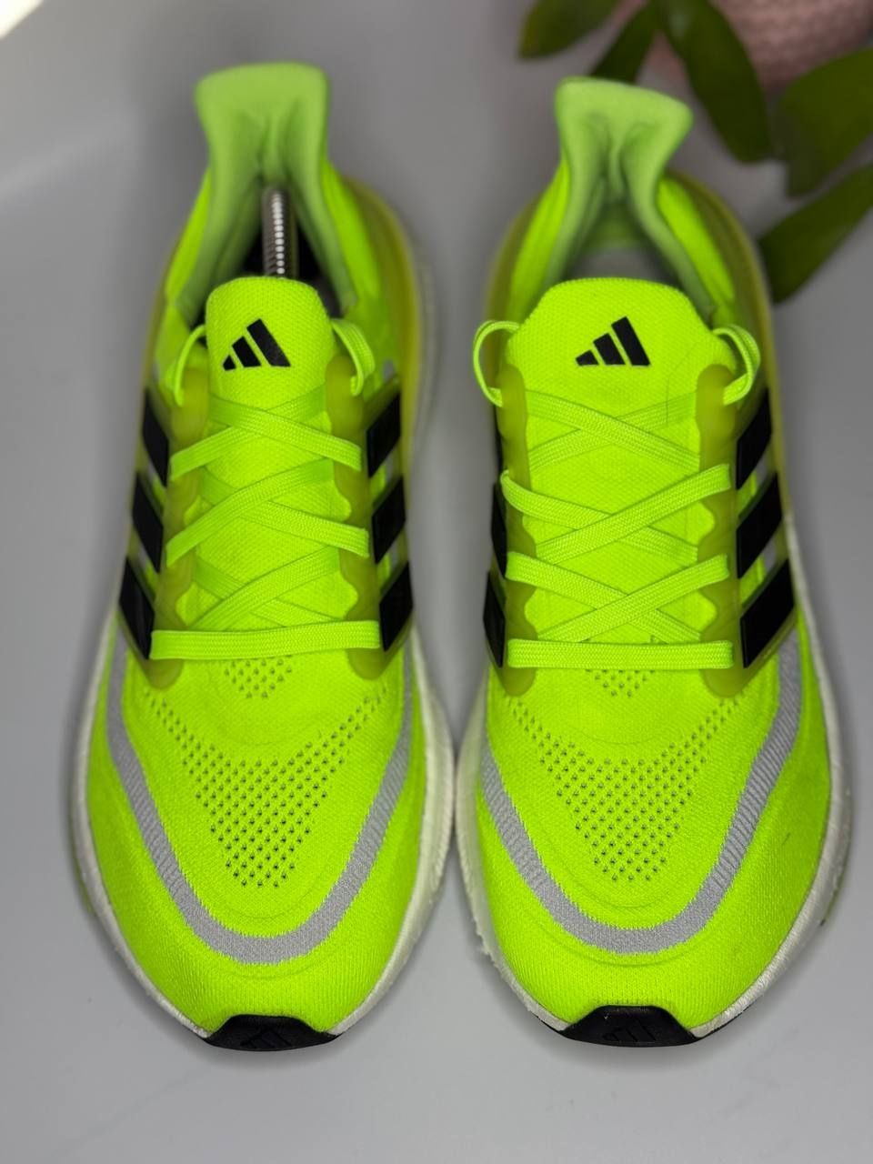 Кросівки чоловічі бігові та на кожен день Adidas Ultra Boost
