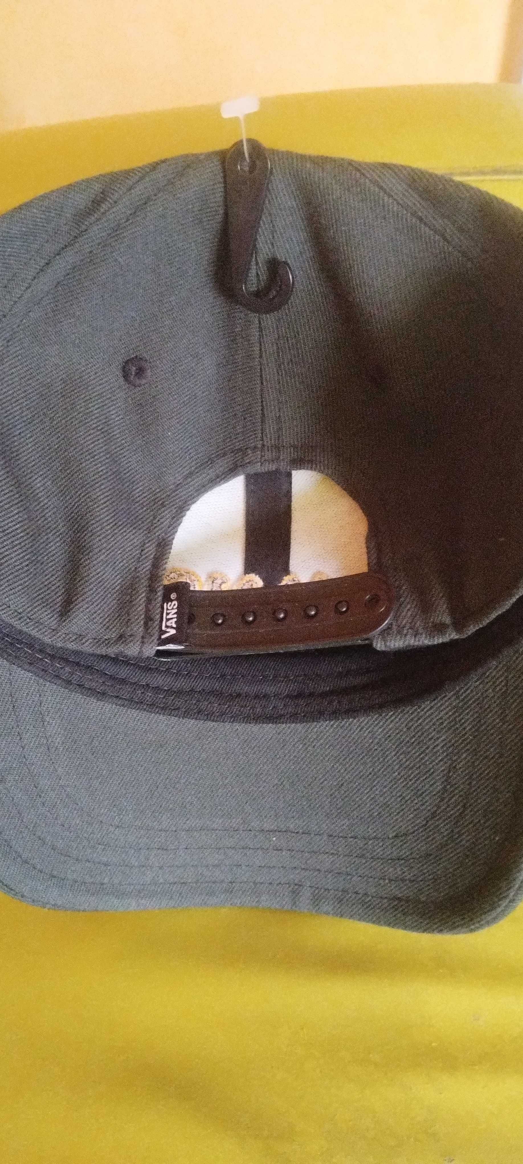 Czapka z daszkiem Vans nowa