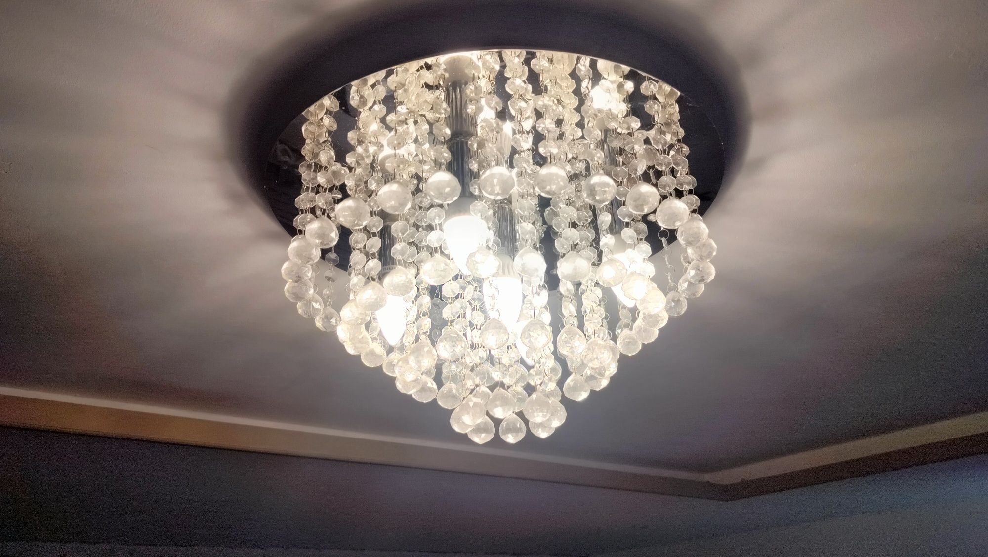Lampa sufitowa LED z kryształkami