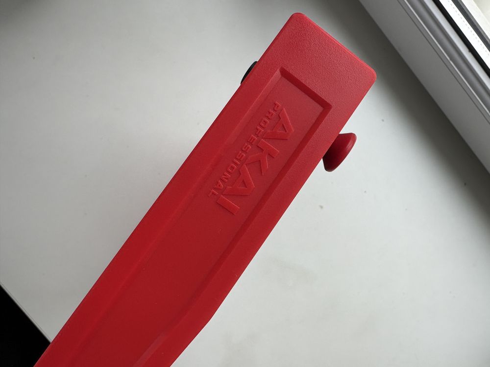 Akai MPK mini midi controller