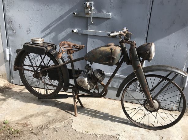 Ретро мотоцикл КМЗ/К-1- Б ,Киевлянин,(1950 г.)