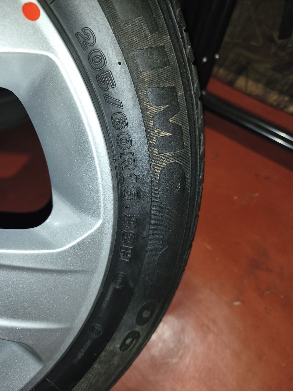 Продам запаску,костиль,таблетку,запасне колесо R16 5 114,3 Kia