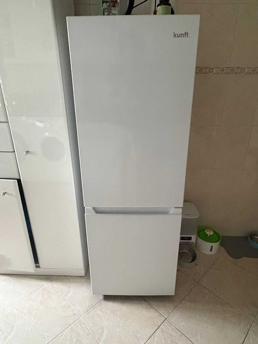 Frigorífico combinado Kunft KC9134 WH