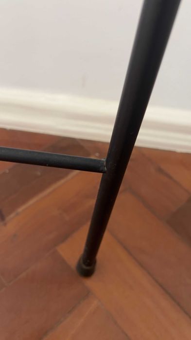 Escada Preta WC Casa Shops