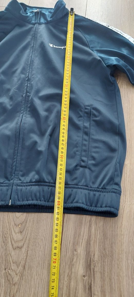 Rozpinana bluza firmy Champion rozmiar S stan BDB