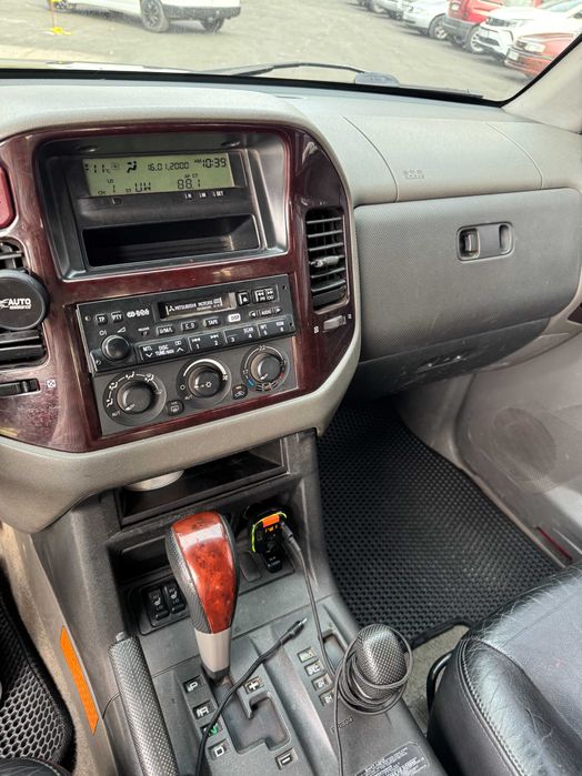 Mitsubishi Pajero Wagon 3