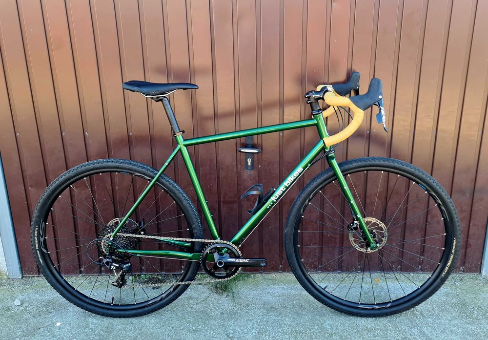 JUST BIKES JB06 / Stal CrMo 4130 / Hydraulika / Sram Apex 11s / Gravel