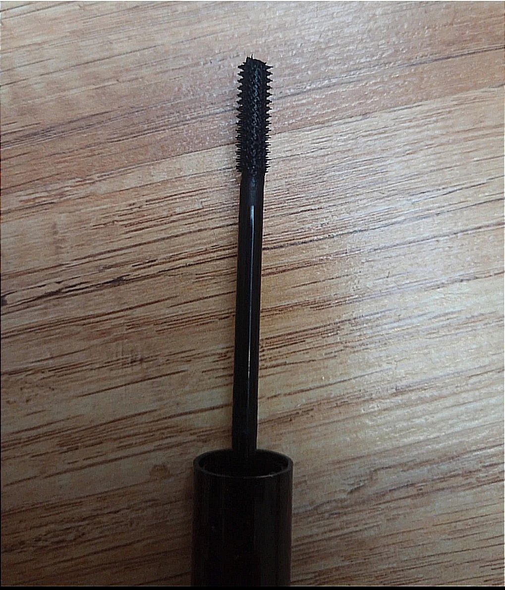 Czarny tusz do rzęs FM Phenomenal Mascara