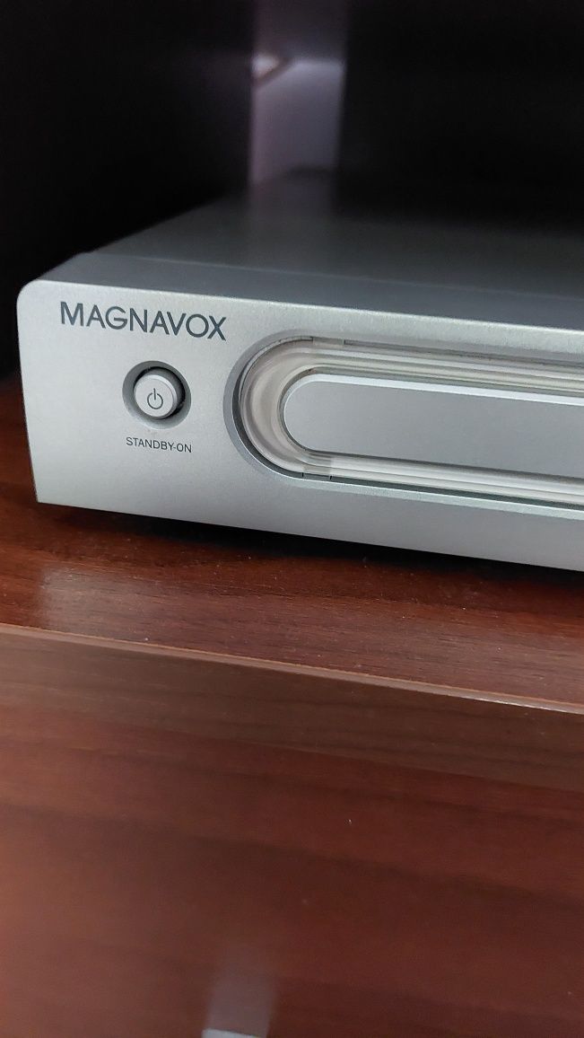 Odtwarzac DVD/CD Magnavox