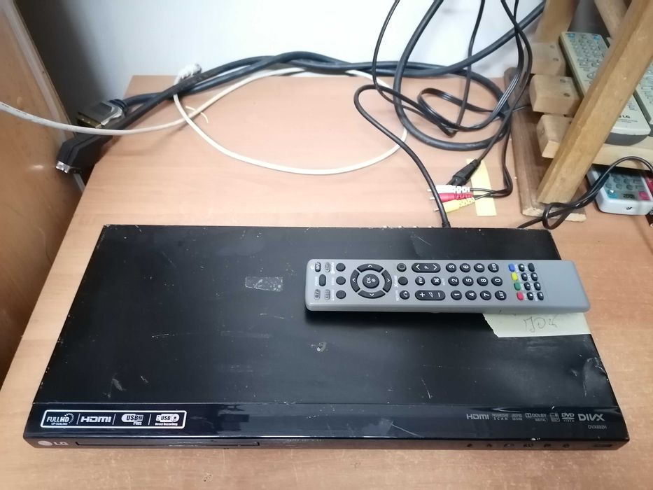 Odtwarzacz CD/DVD LG DVX692H  HDMI pilot