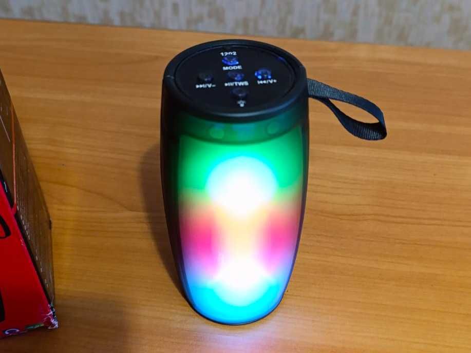 Портативна Bluetooth колонка з підсвічуванням ZQS1202