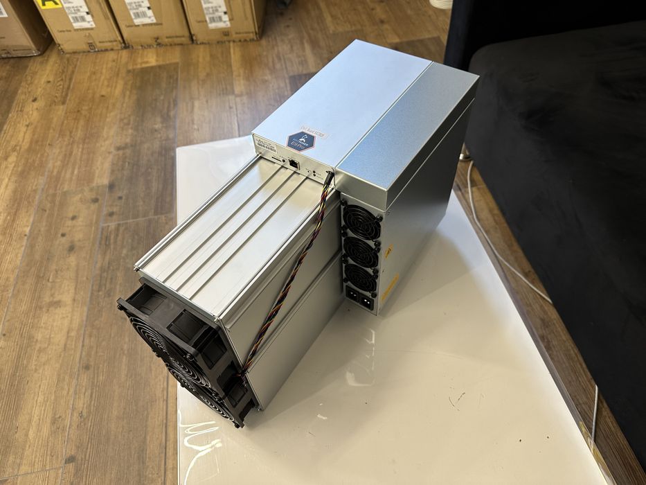 Новинка 2024! Antminer E9 Pro 3580Mh