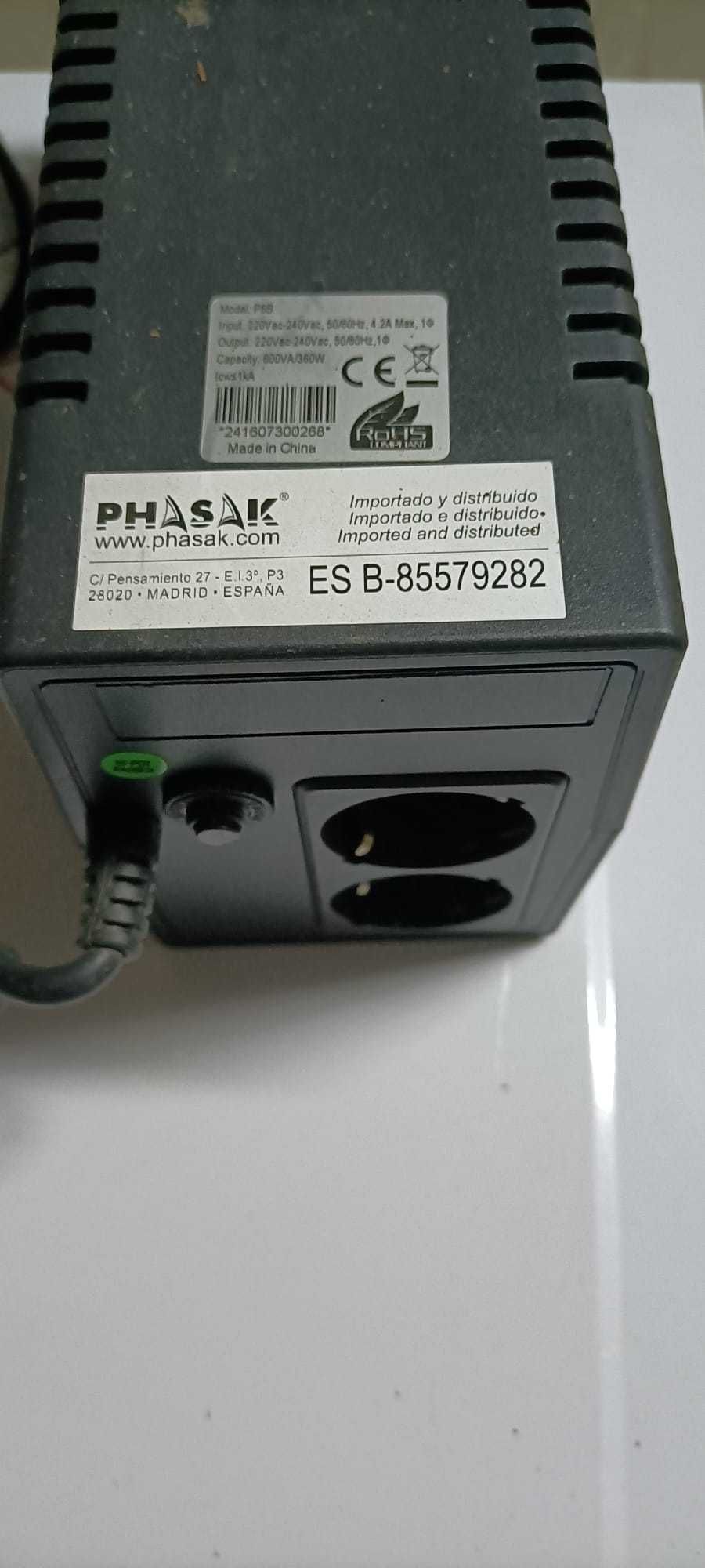 Vendo 2 UPS: 1 UPS Phasak Básico 600 VA + 1 SMART UPS EUROTECH