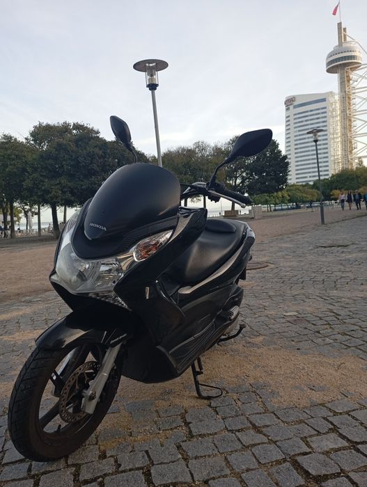 Honda PCX 125 |  2011  |  30.000 km