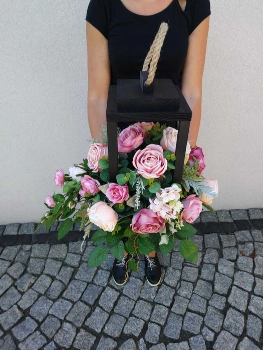 Komplet na grób, cmentarz, pomnik,kompozycja nagrobna, wiązanka,kwiaty