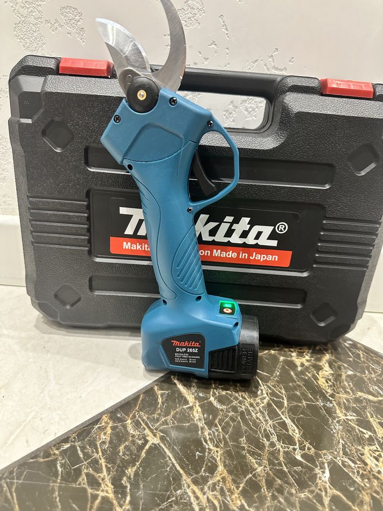 Акумуляторний секатор Makita Dup 265 (24V5aH)